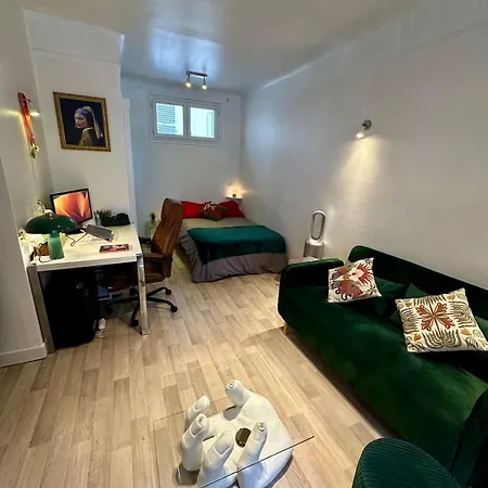 Apartment Etoile - Champs Elysees Paris